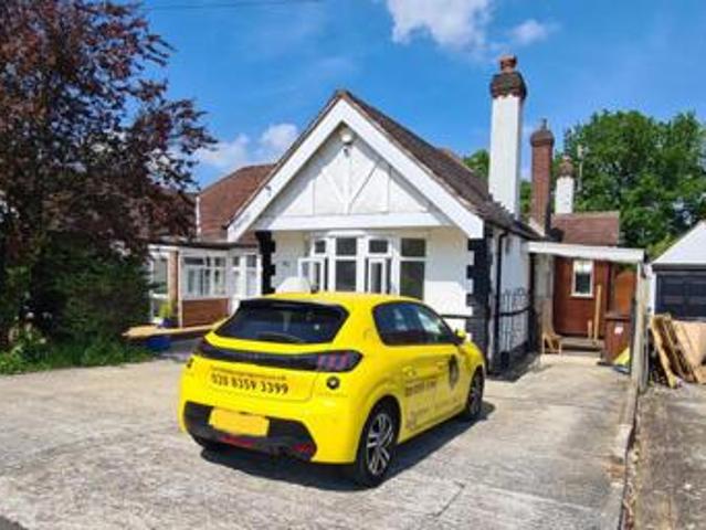 House for rent in The Royds, Potters Bar
