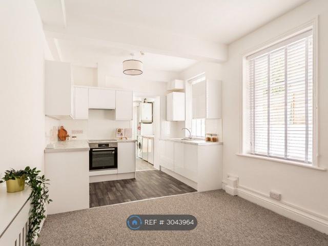 Apartment for rent in Eastbourne, East Sussex