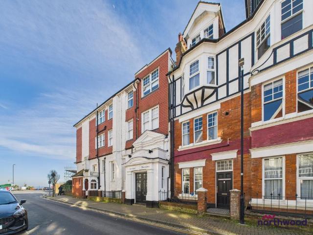 Apartment for rent in Meads, Eastbourne