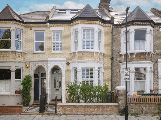 House for rent in Clapham, Greater London