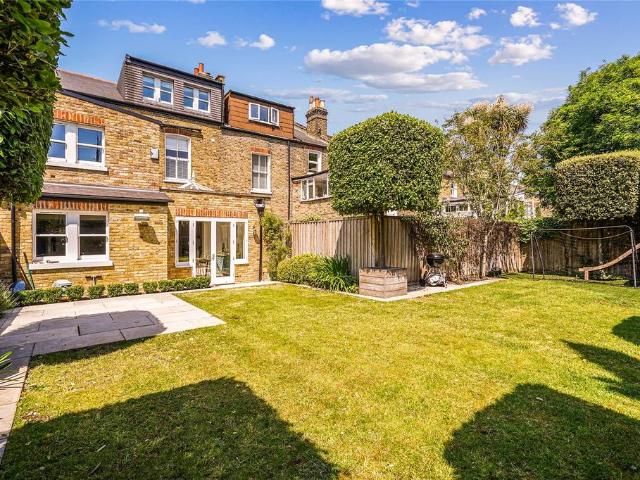 House for rent in Clapham, Greater London