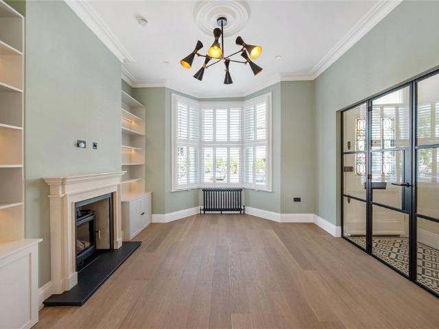 House for rent in Clapham, Greater London