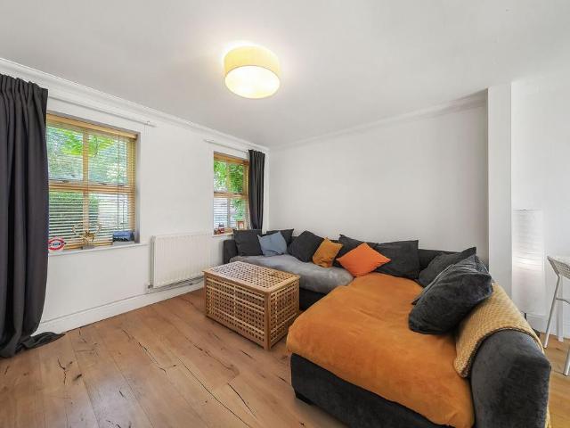 House for rent in Clapham, Greater London