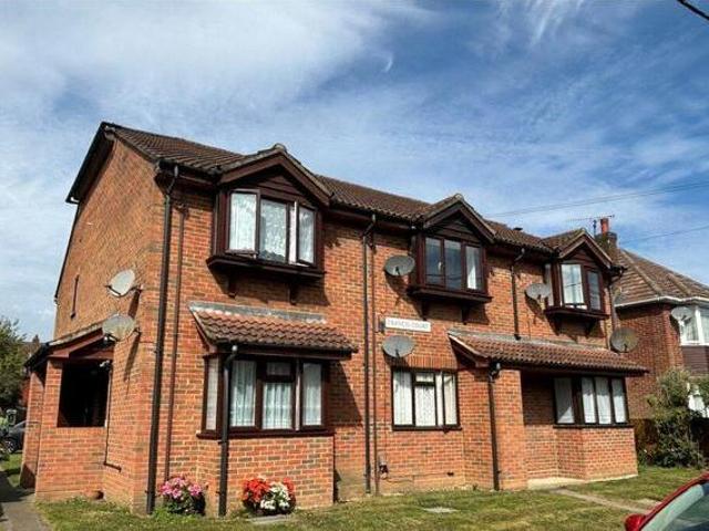 House for sale in Farnborough, Hampshire