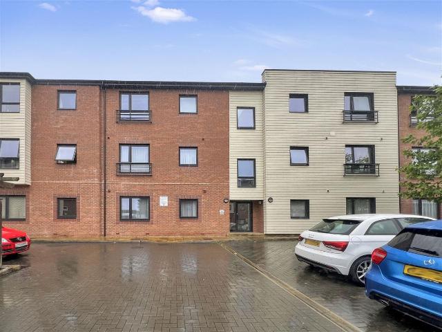 Apartment for rent in Kingswood