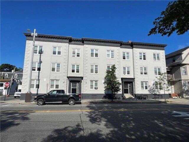 House for sale in Elmwood, Providence