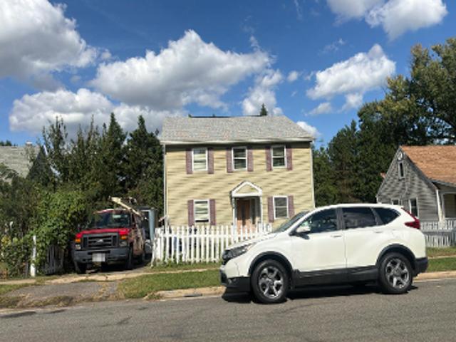 House for sale in Oak Park, Alexandria