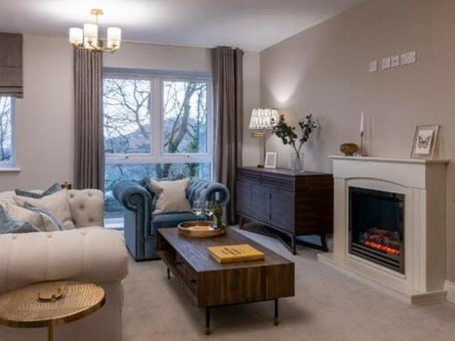 House for rent in Brookfoot, Brighouse