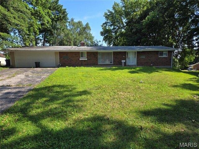 House for sale in Saint Charles, Missouri