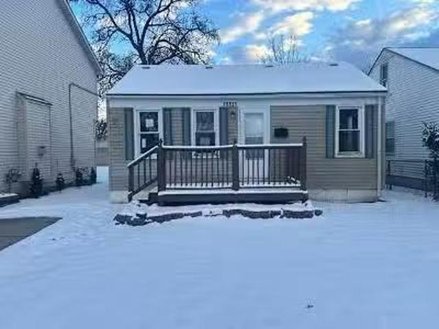 House for sale in Taylor