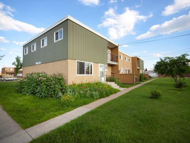 Apartment for rent in Wedgewood, Alberta