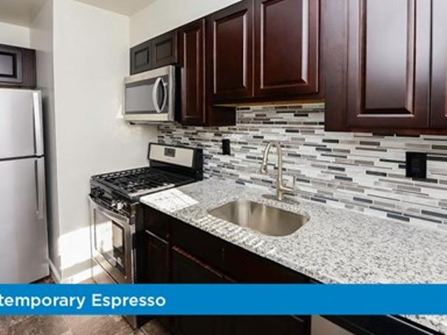 Townhouse for rent in Elmwood Park