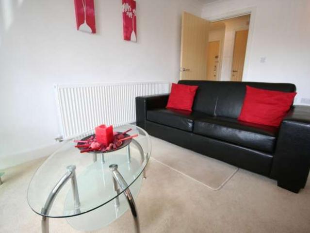 Apartment for rent in Wilderspool, Warrington