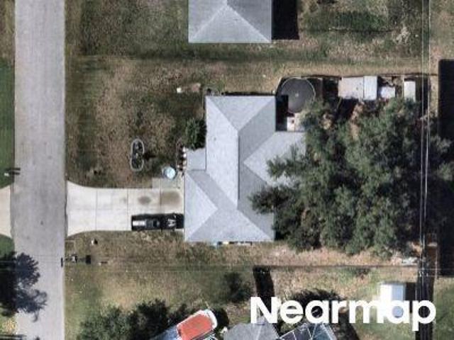 House for sale in Englewood