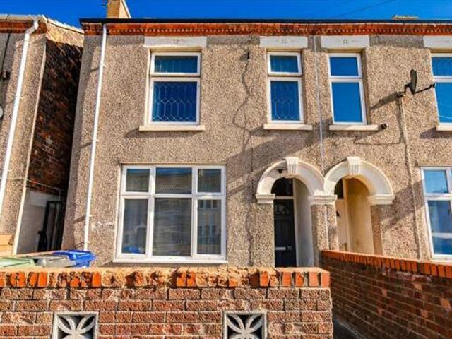House for sale in Grimsby, North East Lincolnshire
