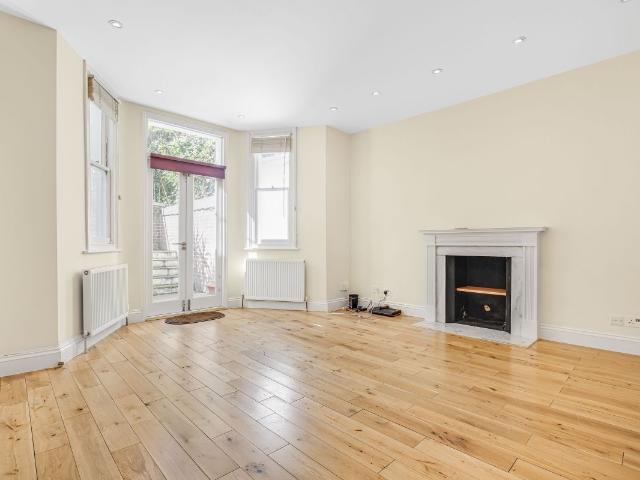 Apartment for rent in Royal Borough of Kensington and Chelsea, Greater London