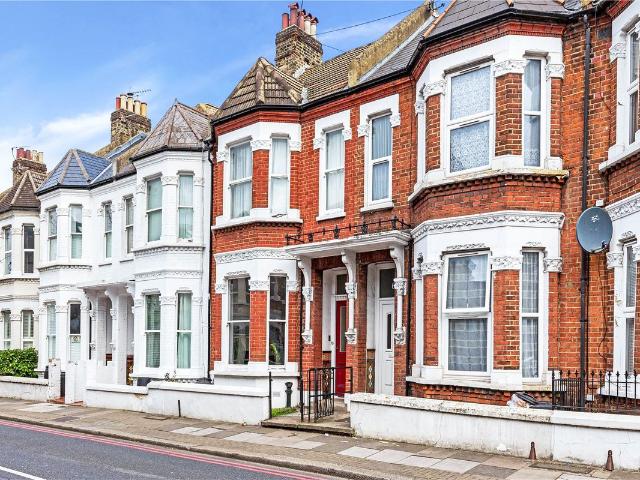 Apartment for rent in Clapham Junction, Greater London