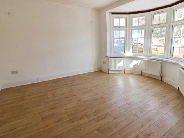 House for rent in Loxford, Greater London