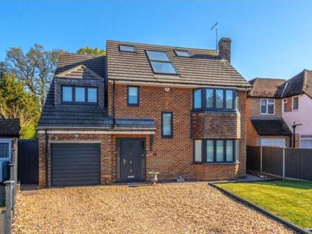 House for sale in Elstree and Borehamwood, Borehamwood
