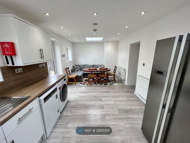 House for rent in Kidbrooke, Greater London