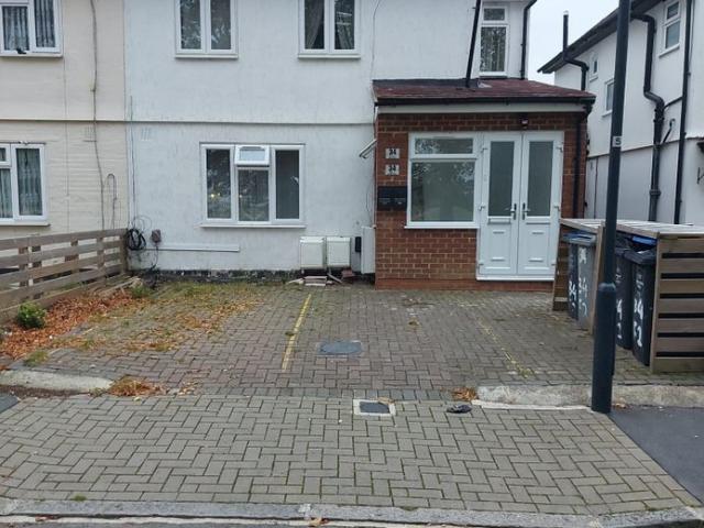 House for rent in Kingsbury, Greater London