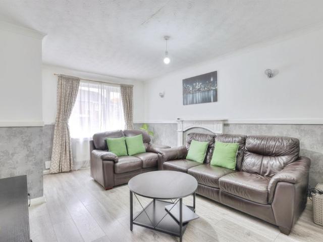 House for rent in Overstone Lodge, Northampton
