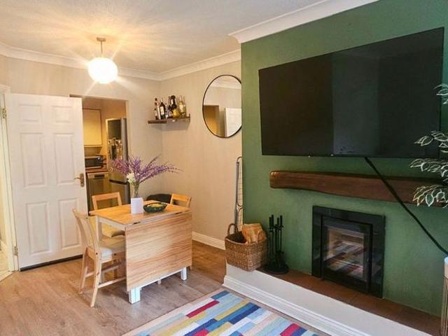 Apartment to rent in Bluebell, North Tipperary