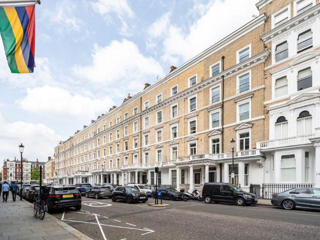 Apartment for rent in South Kensington, Greater London
