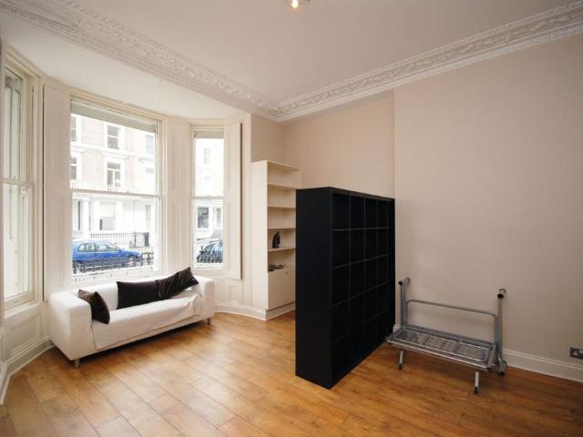 House for rent in South Kensington, Greater London