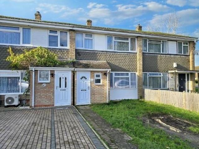 House for rent in Dee Park, Reading