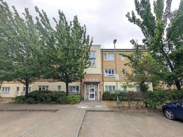 House for sale in London Borough of Hounslow, Feltham
