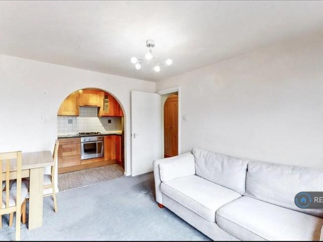 Apartment for rent in Palmers Green, Greater London