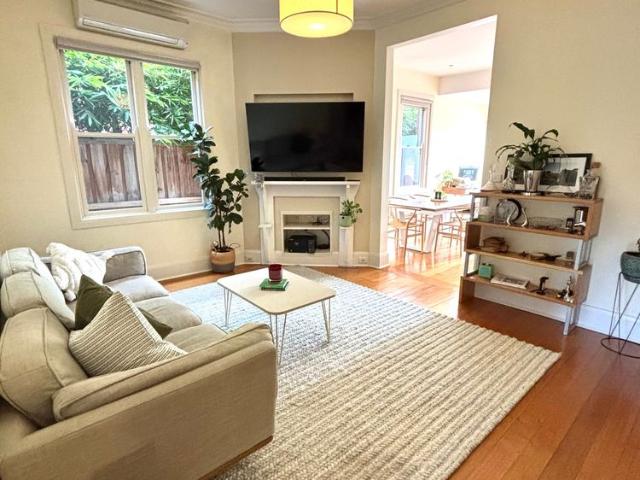 Room for rent in Camerons Creek, Victoria