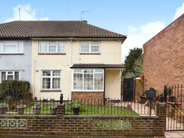 House for rent in Elstree and Borehamwood, Borehamwood
