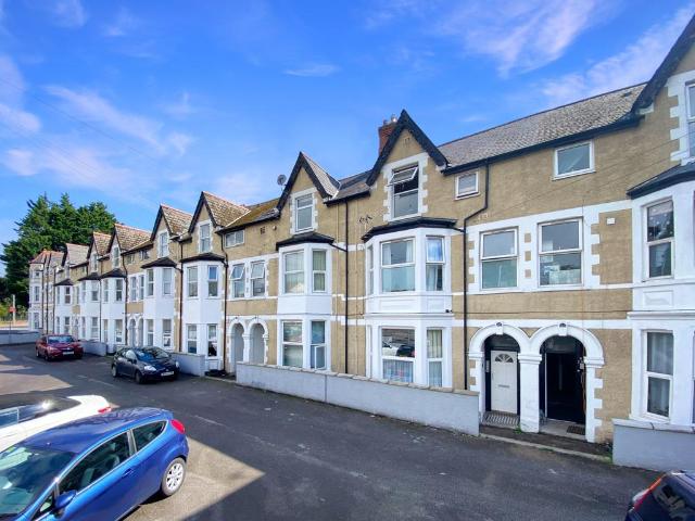 Apartment for rent in Falcon Lodge, Wales