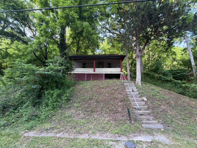 House for sale in Hannibal, Missouri