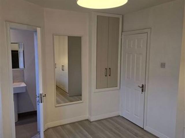 Terraced House to rent in North Tipperary