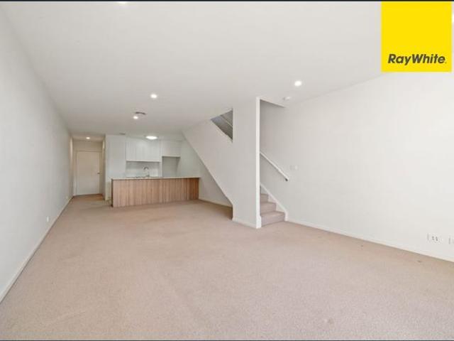 Townhouse for rent in Queanbeyan, New South Wales
