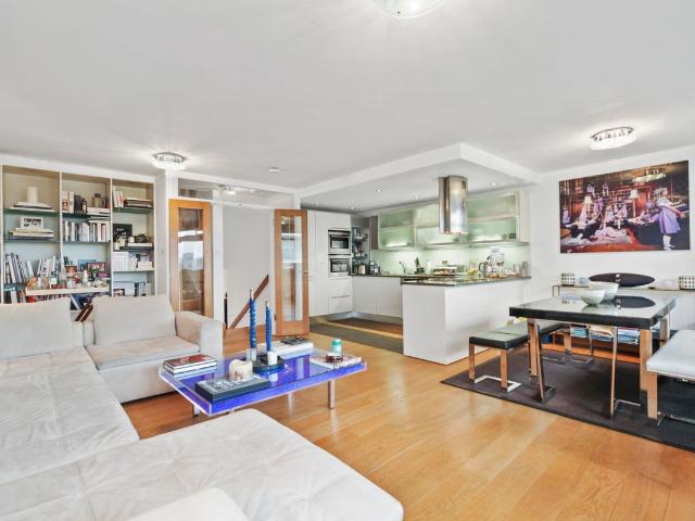 Apartment for rent in Chelsea, Greater London