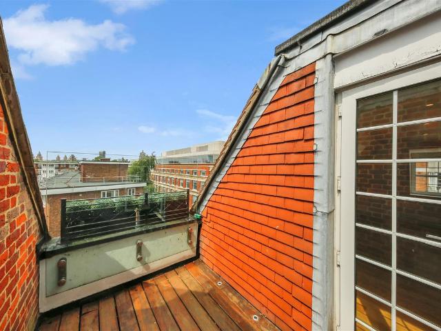 Apartment for rent in Royal Borough of Kensington and Chelsea, Greater London