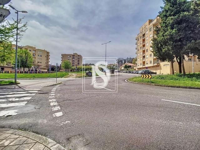 Terreno venda em Valongo, Porto