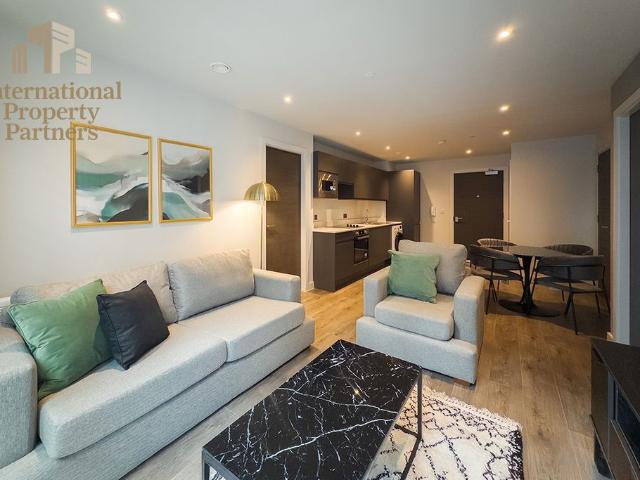 Apartment for rent in Hart, Hampshire