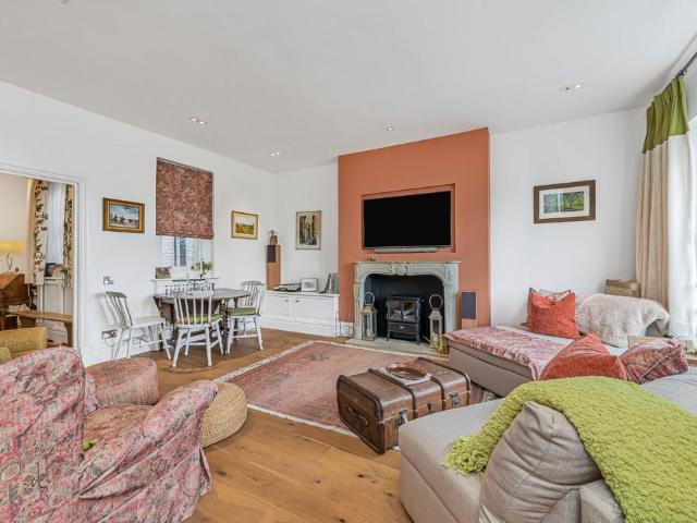 Apartment for rent in Chelsea, Greater London