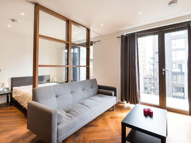 Apartment for rent in Nine Elms, Greater London