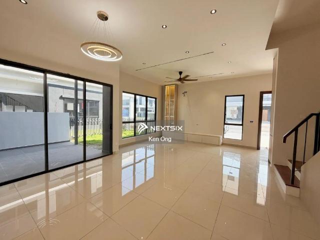 House for rent in Petaling, Alam Impian