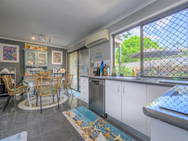 Townhouse for sale in Tannum Sands, Boyne Island