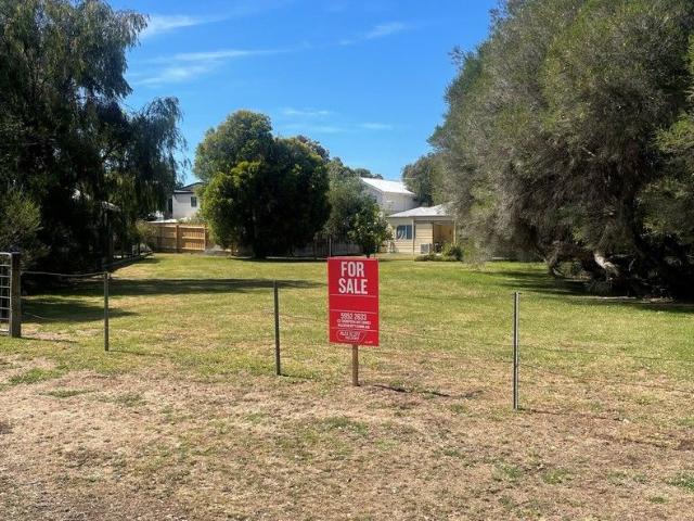 Land for sale in Silverleaves, Victoria