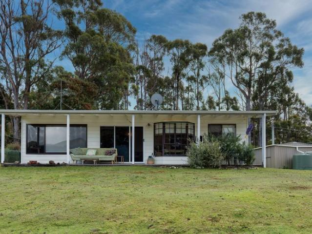 House for rent in Adventure Bay, Tasmania