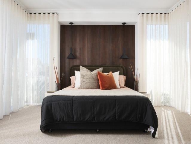 Cottage for sale in Parklands, Western Australia