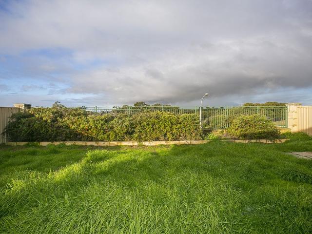 House for rent in Cloverdale, Western Australia